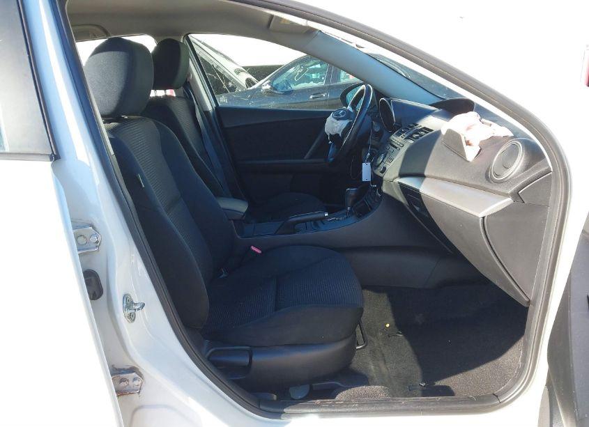 Photo 5 of 2012 Mazda Mazda3 I TOURING (VIN JM1BL1L71C1525436)