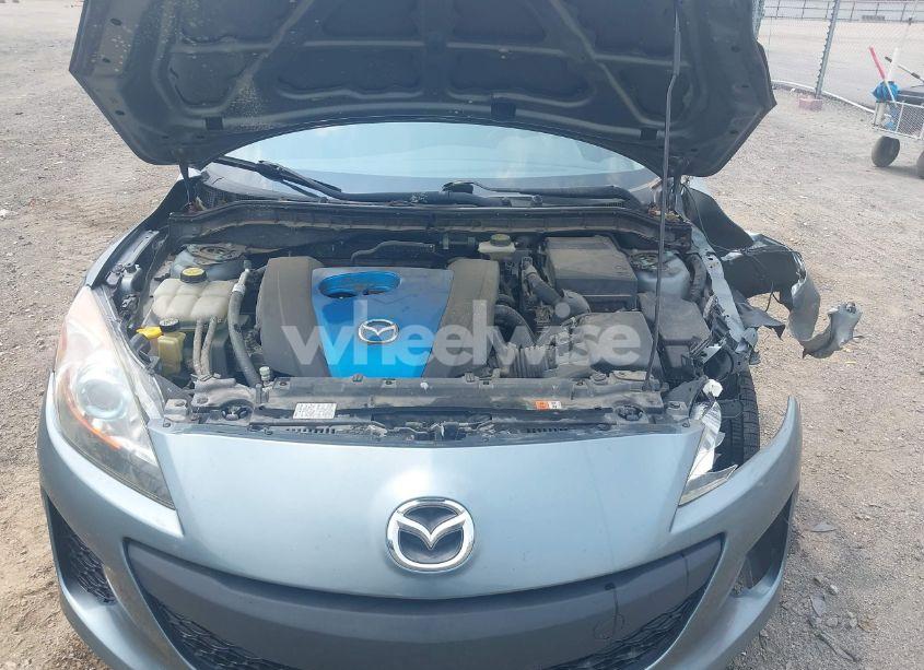 Photo 10 of 2013 Mazda Mazda3 I TOURING (VIN JM1BL1L71D1801261)