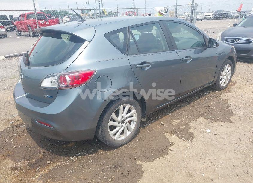Photo 4 of 2013 Mazda Mazda3 I TOURING (VIN JM1BL1L71D1801261)