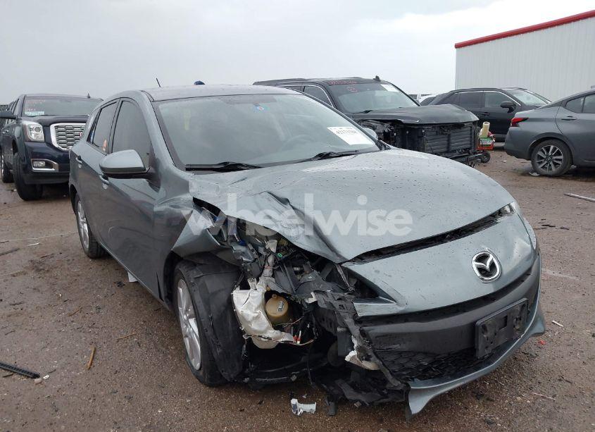 2013 Mazda Mazda3 I TOURING (VIN JM1BL1L72D1812317) main photo