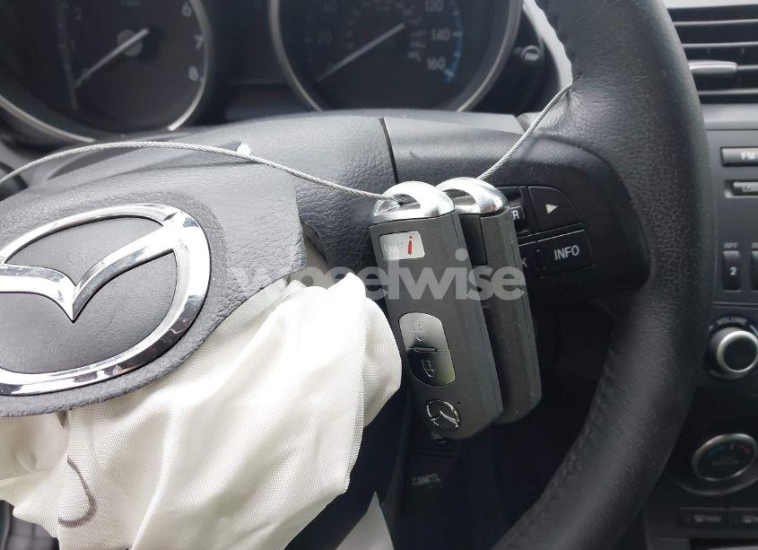 Photo 11 of 2013 Mazda Mazda3 I TOURING (VIN JM1BL1L72D1812317)