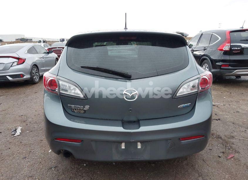Photo 16 of 2013 Mazda Mazda3 I TOURING (VIN JM1BL1L72D1812317)