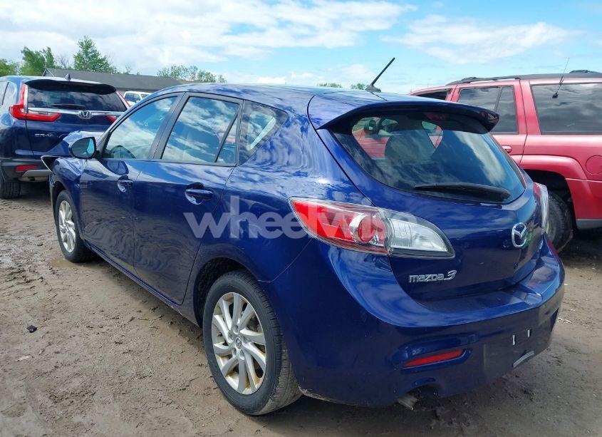 Photo 3 of 2012 Mazda Mazda3 I TOURING (VIN JM1BL1L73C1673944)
