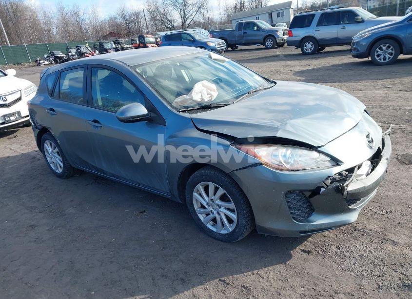 2012 Mazda Mazda3 I TOURING (VIN JM1BL1L74C1560987) main photo