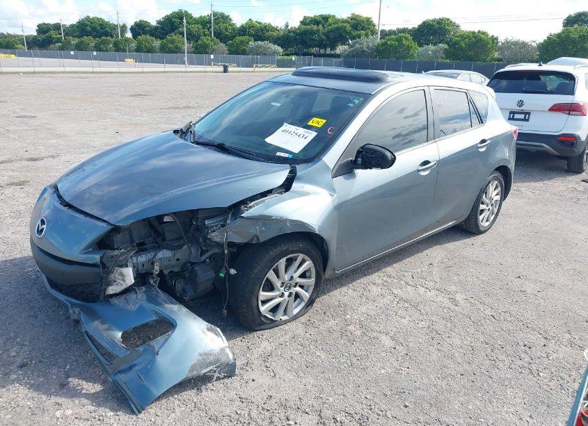 Photo 2 of 2013 Mazda Mazda3 I TOURING (VIN JM1BL1L74D1730332)