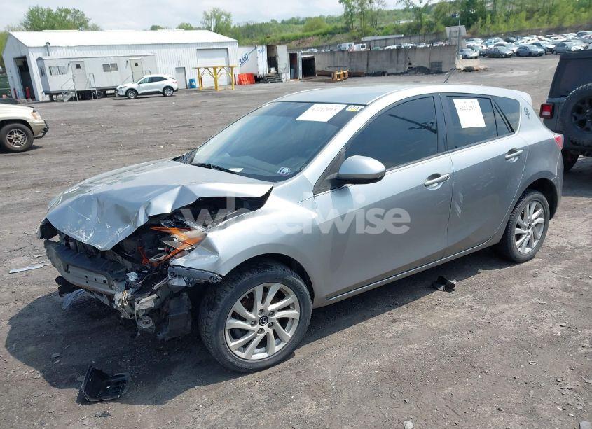 Photo 2 of 2013 Mazda Mazda3 I TOURING (VIN JM1BL1L74D1819981)