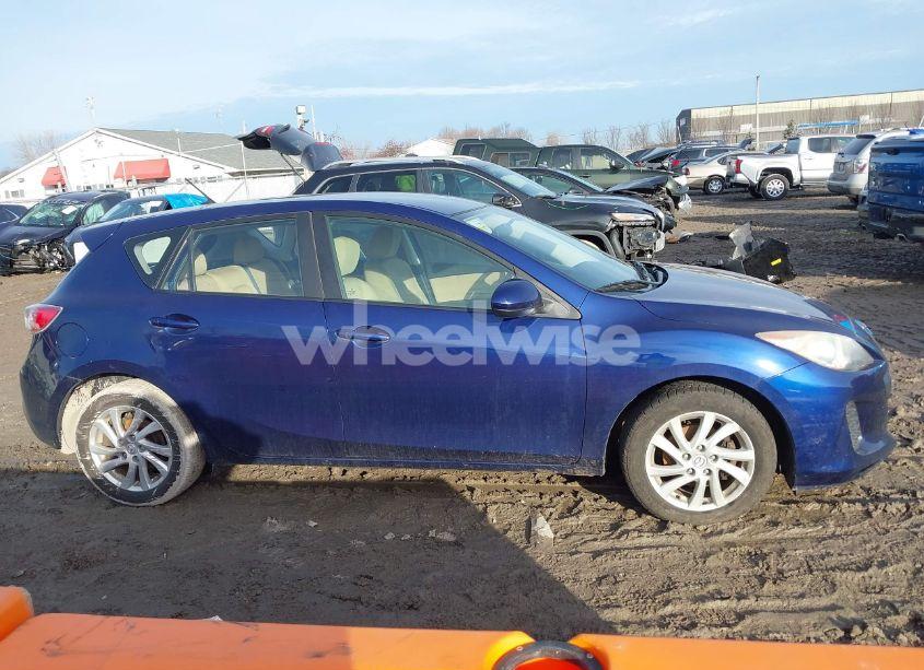 Photo 13 of 2012 Mazda Mazda3 I TOURING (VIN JM1BL1L75C1600963)