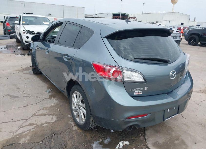 Photo 3 of 2013 Mazda Mazda3 I TOURING (VIN JM1BL1L75D1731926)
