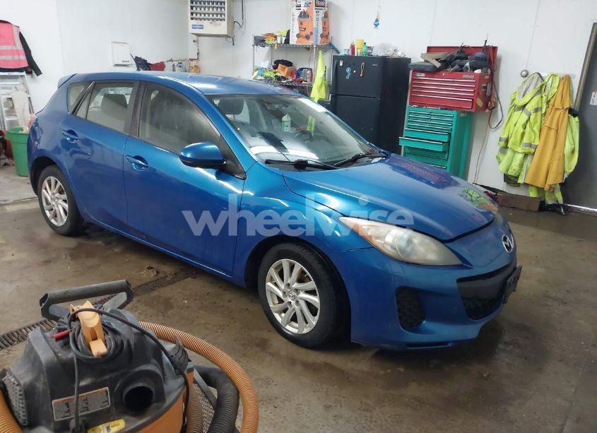 2012 Mazda Mazda3 I TOURING (VIN JM1BL1L76C1523276) main photo