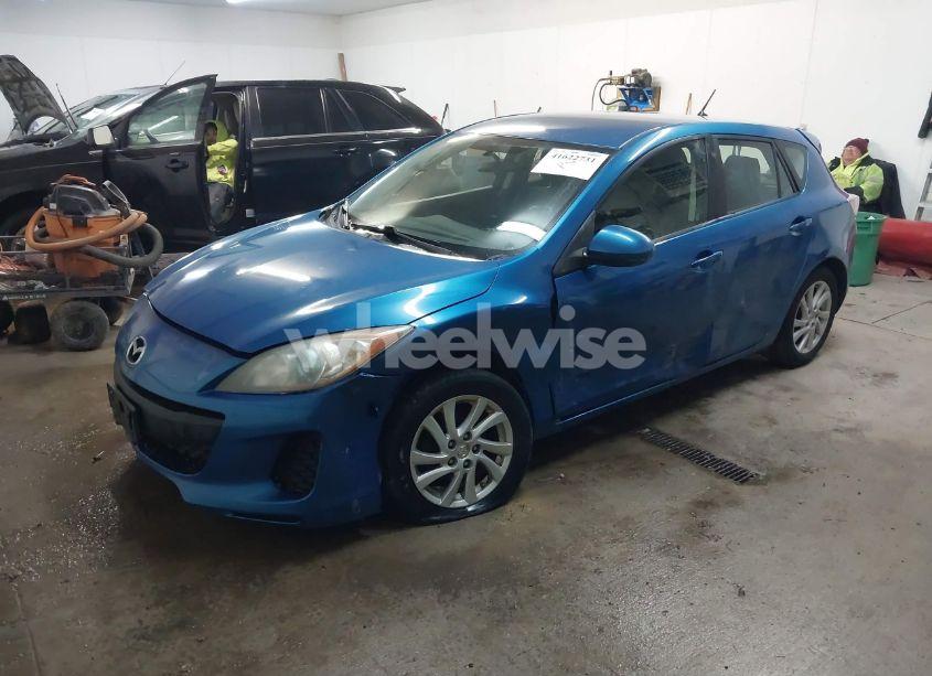 Photo 2 of 2012 Mazda Mazda3 I TOURING (VIN JM1BL1L76C1523276)