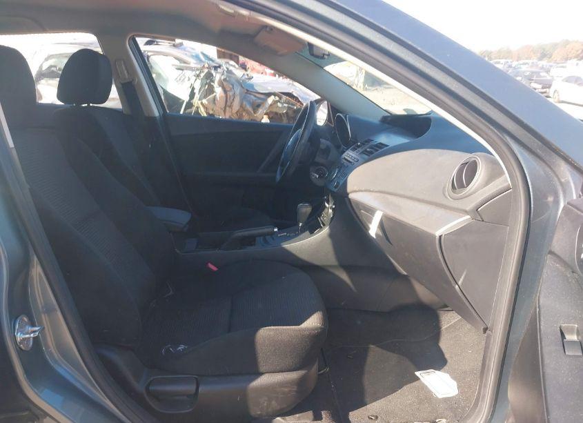 Photo 5 of 2012 Mazda Mazda3 I TOURING (VIN JM1BL1L76C1692519)