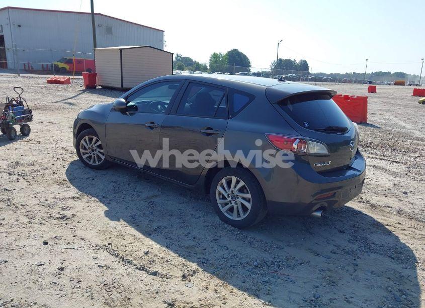 Photo 3 of 2013 Mazda Mazda3 I TOURING (VIN JM1BL1L76D1711734)