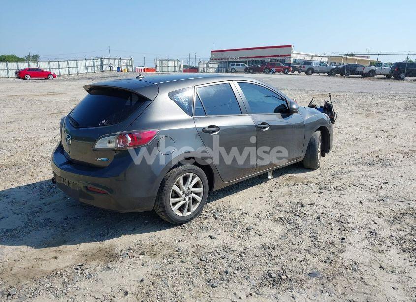 Photo 4 of 2013 Mazda Mazda3 I TOURING (VIN JM1BL1L76D1711734)