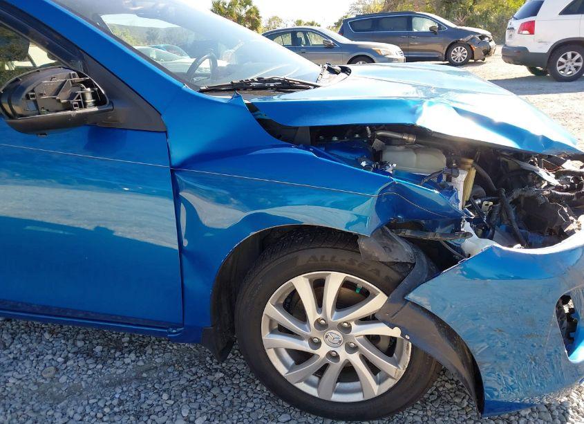 Photo 12 of 2012 Mazda Mazda3 I TOURING (VIN JM1BL1L77C1617733)