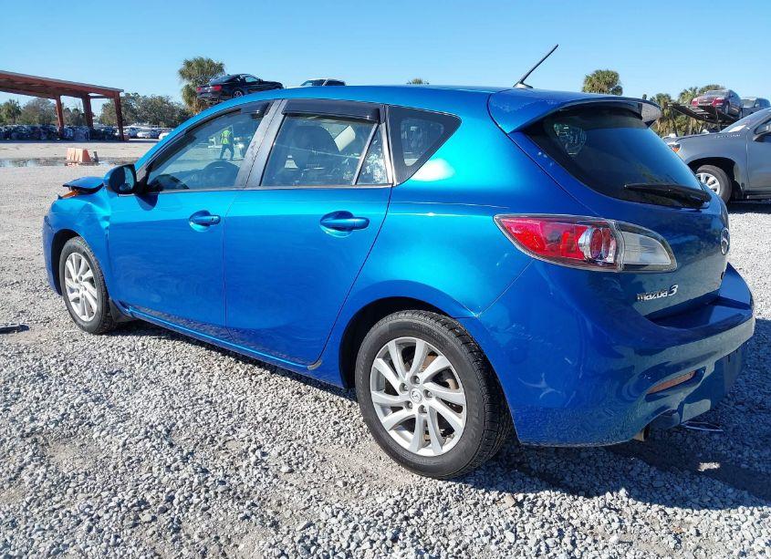 Photo 3 of 2012 Mazda Mazda3 I TOURING (VIN JM1BL1L77C1617733)