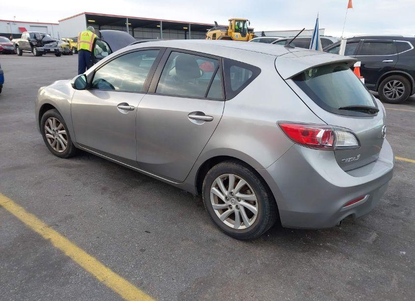 Photo 3 of 2012 Mazda Mazda3 I TOURING (VIN JM1BL1L77C1618722)