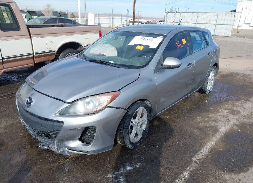 Photo 2 of 2013 Mazda Mazda3 I TOURING (VIN JM1BL1L77D1777600)