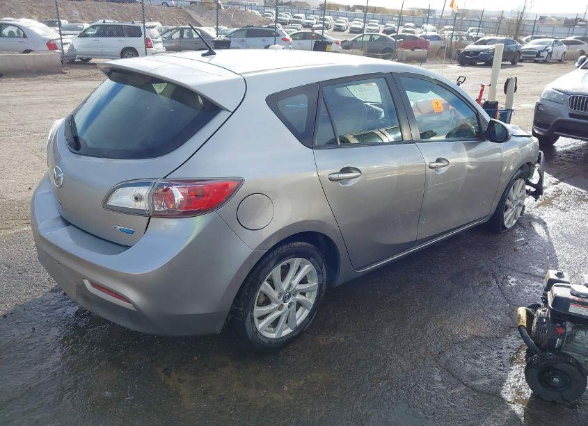 Photo 4 of 2013 Mazda Mazda3 I TOURING (VIN JM1BL1L77D1777600)