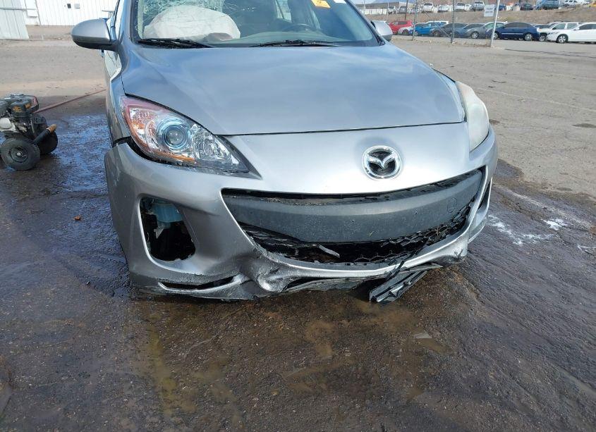Photo 6 of 2013 Mazda Mazda3 I TOURING (VIN JM1BL1L77D1777600)