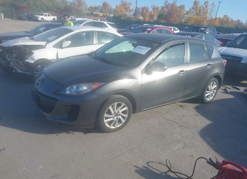 Photo 2 of 2013 Mazda Mazda3 I TOURING (VIN JM1BL1L77D1832269)