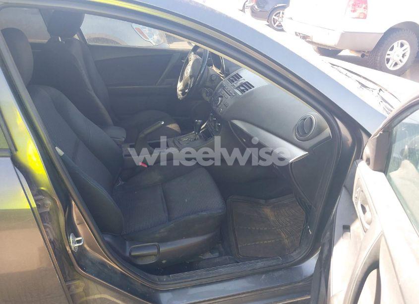 Photo 5 of 2012 Mazda Mazda3 I TOURING (VIN JM1BL1L78C1675611)