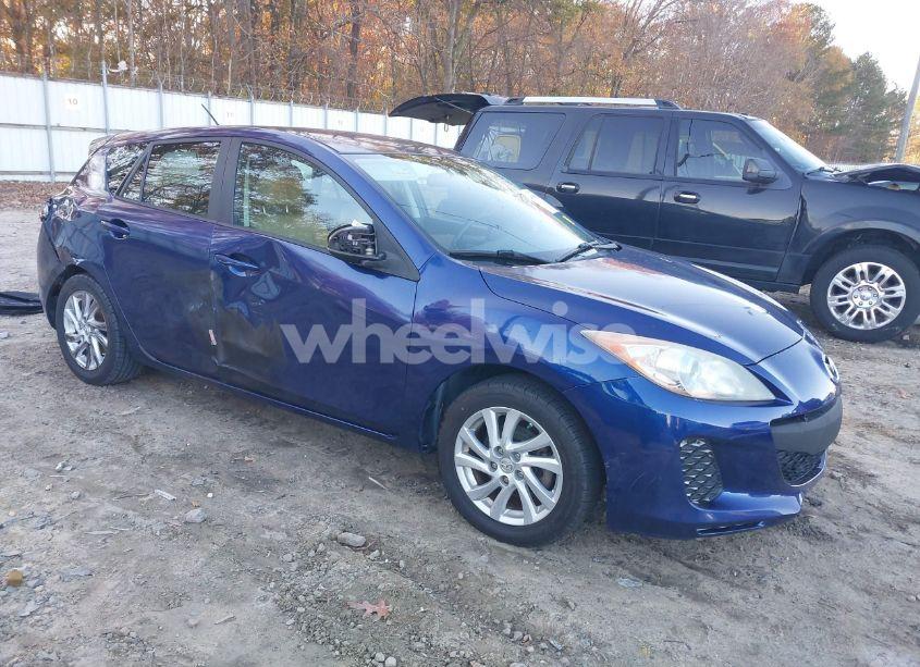 2012 Mazda Mazda3 I TOURING (VIN JM1BL1L79C1647137) main photo