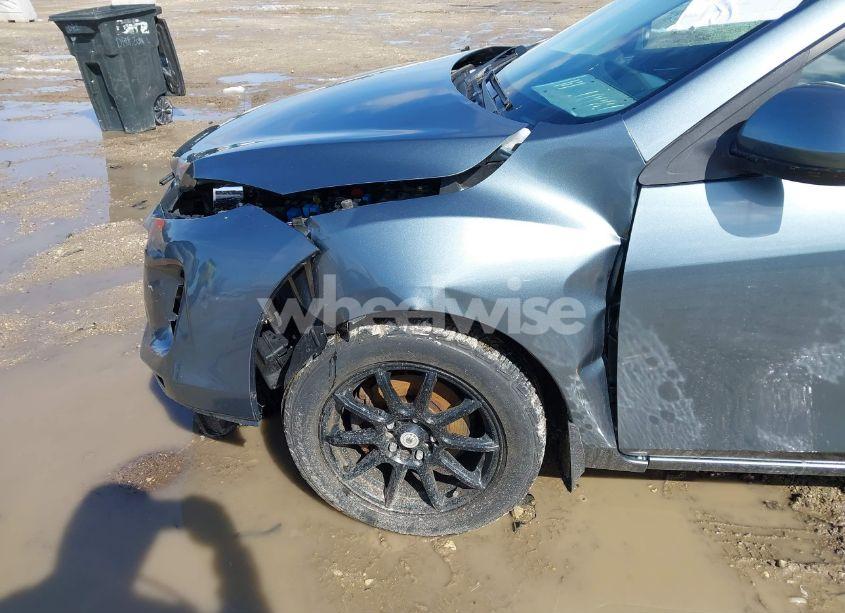 Photo 14 of 2013 Mazda Mazda3 I TOURING (VIN JM1BL1L79D1705300)