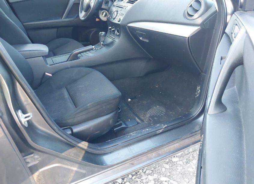 Photo 5 of 2012 Mazda Mazda3 I TOURING (VIN JM1BL1L7XC1664447)