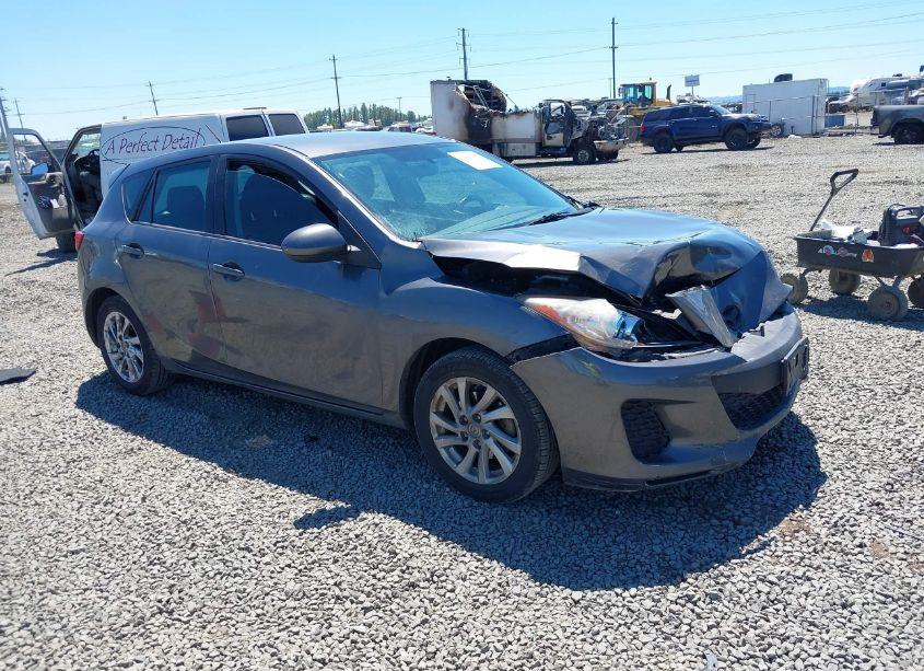 2012 Mazda Mazda3 I TOURING (VIN JM1BL1L80C1575687) main photo