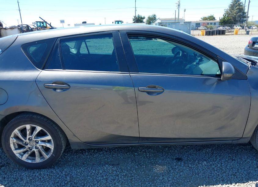 Photo 13 of 2012 Mazda Mazda3 I TOURING (VIN JM1BL1L80C1575687)