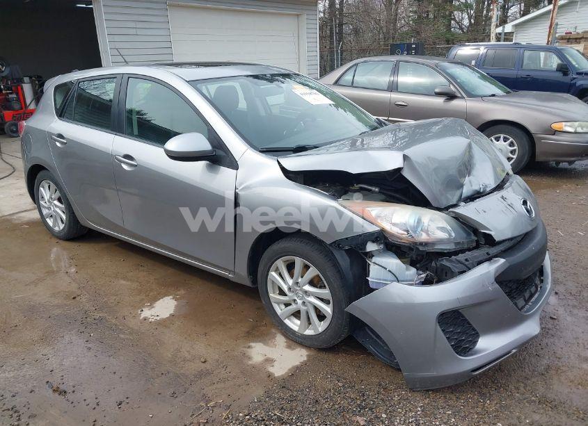 2012 Mazda Mazda3 I TOURING (VIN JM1BL1L81C1588481) main photo