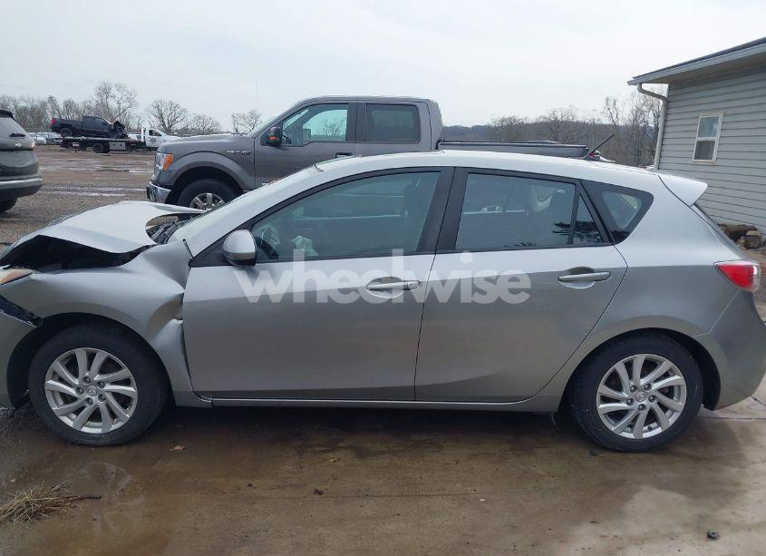 Photo 14 of 2012 Mazda Mazda3 I TOURING (VIN JM1BL1L81C1588481)
