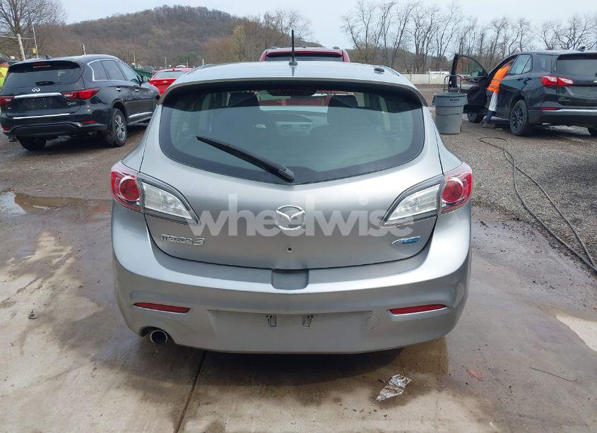 Photo 16 of 2012 Mazda Mazda3 I TOURING (VIN JM1BL1L81C1588481)