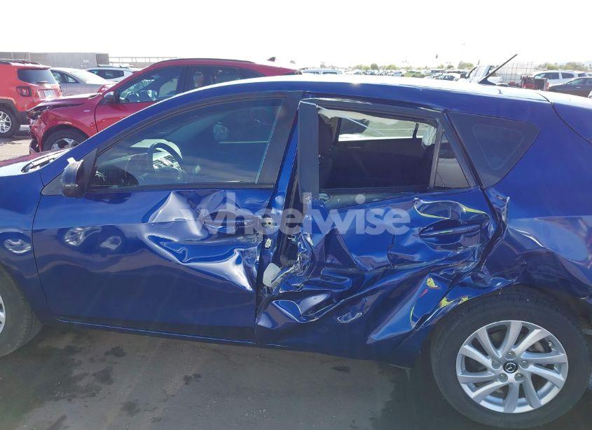 Photo 14 of 2013 Mazda Mazda3 I TOURING (VIN JM1BL1L81D1708796)