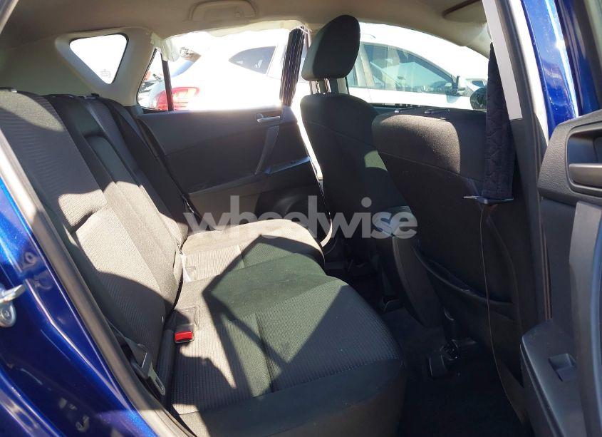 Photo 8 of 2013 Mazda Mazda3 I TOURING (VIN JM1BL1L81D1708796)