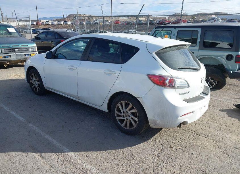 Photo 3 of 2012 Mazda Mazda3 I TOURING (VIN JM1BL1L84C1675940)