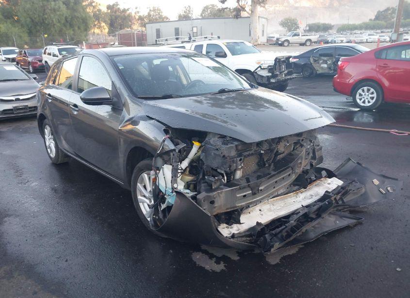 2012 Mazda Mazda3 I TOURING (VIN JM1BL1L85C1564118) main photo