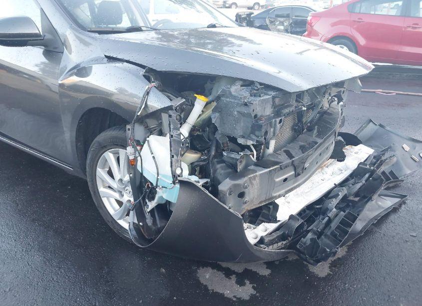 Photo 13 of 2012 Mazda Mazda3 I TOURING (VIN JM1BL1L85C1564118)