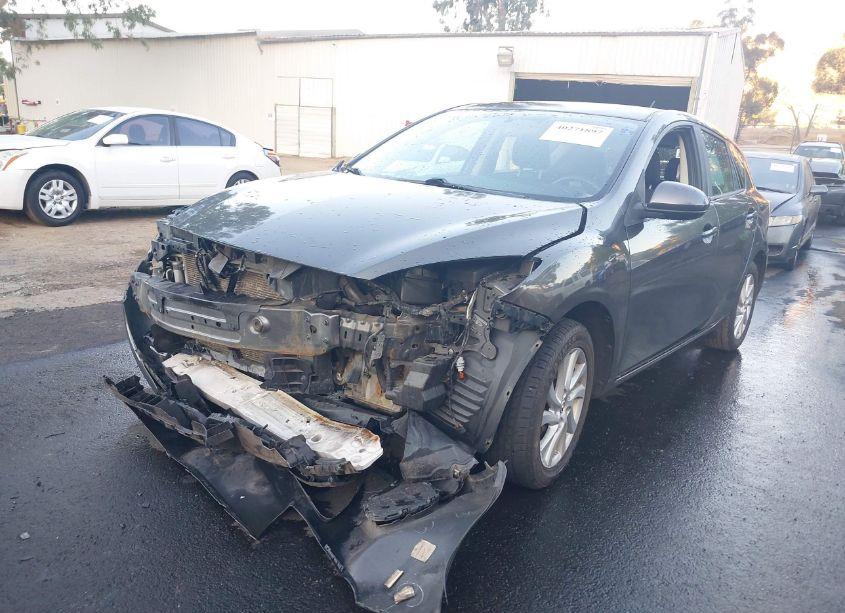 Photo 2 of 2012 Mazda Mazda3 I TOURING (VIN JM1BL1L85C1564118)