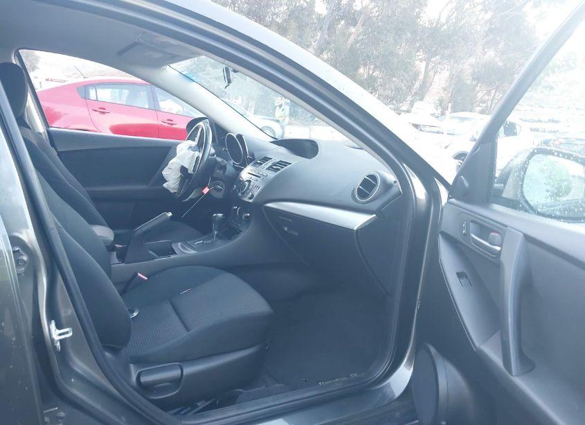 Photo 5 of 2012 Mazda Mazda3 I TOURING (VIN JM1BL1L85C1564118)