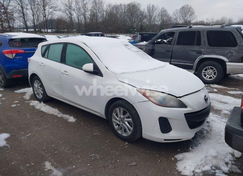 2013 Mazda Mazda3 I TOURING (VIN JM1BL1L86D1715176) main photo
