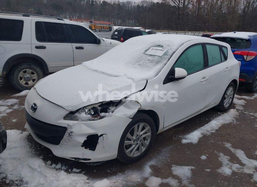 Photo 2 of 2013 Mazda Mazda3 I TOURING (VIN JM1BL1L86D1715176)