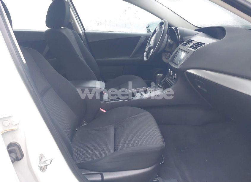 Photo 5 of 2013 Mazda Mazda3 I TOURING (VIN JM1BL1L86D1715176)