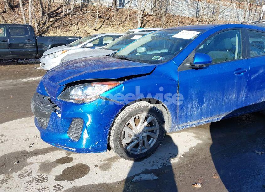 Photo 16 of 2012 Mazda Mazda3 I TOURING (VIN JM1BL1L87C1564783)
