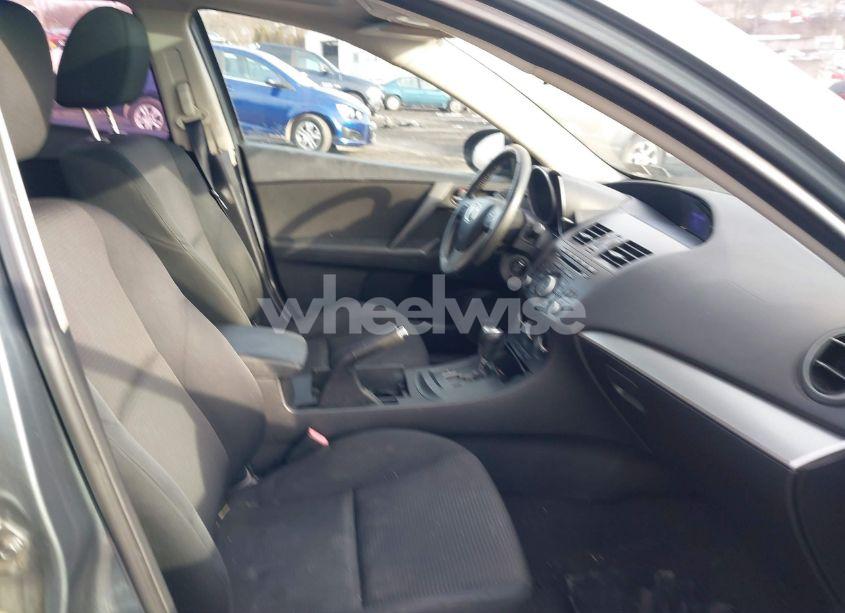 Photo 5 of 2012 Mazda Mazda3 I TOURING (VIN JM1BL1L87C1588601)