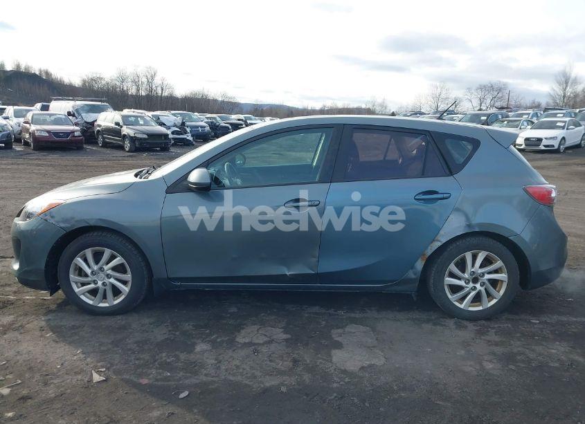 Photo 6 of 2012 Mazda Mazda3 I TOURING (VIN JM1BL1L87C1588601)