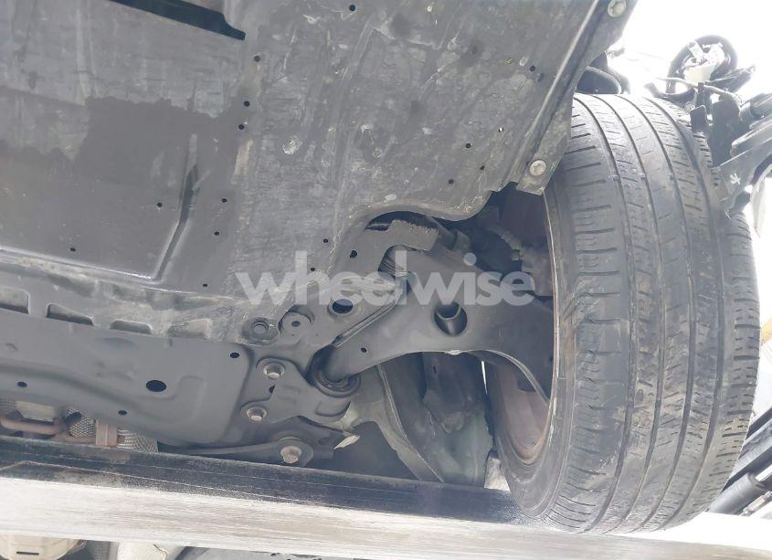 Photo 11 of 2013 Mazda Mazda3 I TOURING (VIN JM1BL1L87D1705126)