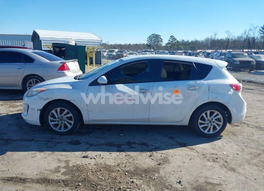 Photo 14 of 2013 Mazda Mazda3 I TOURING (VIN JM1BL1L87D1712223)