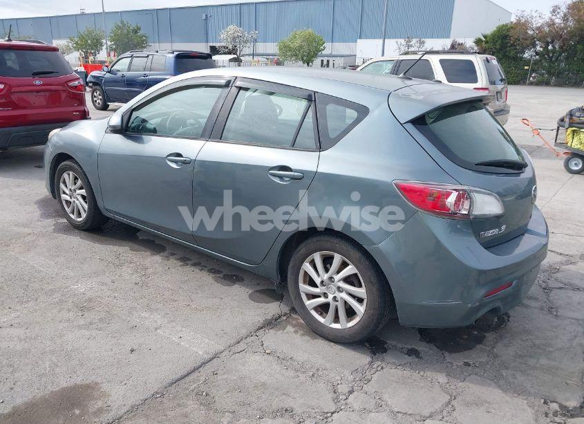 Photo 3 of 2012 Mazda Mazda3 I TOURING (VIN JM1BL1L88C1659997)