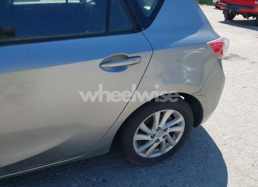 Photo 6 of 2012 Mazda Mazda3 I TOURING (VIN JM1BL1L88C1684205)